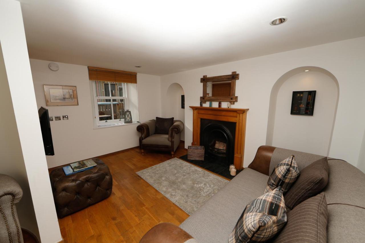 Unique 2 Bedroom Cottage in Fittie  Aberdeen Extérieur photo