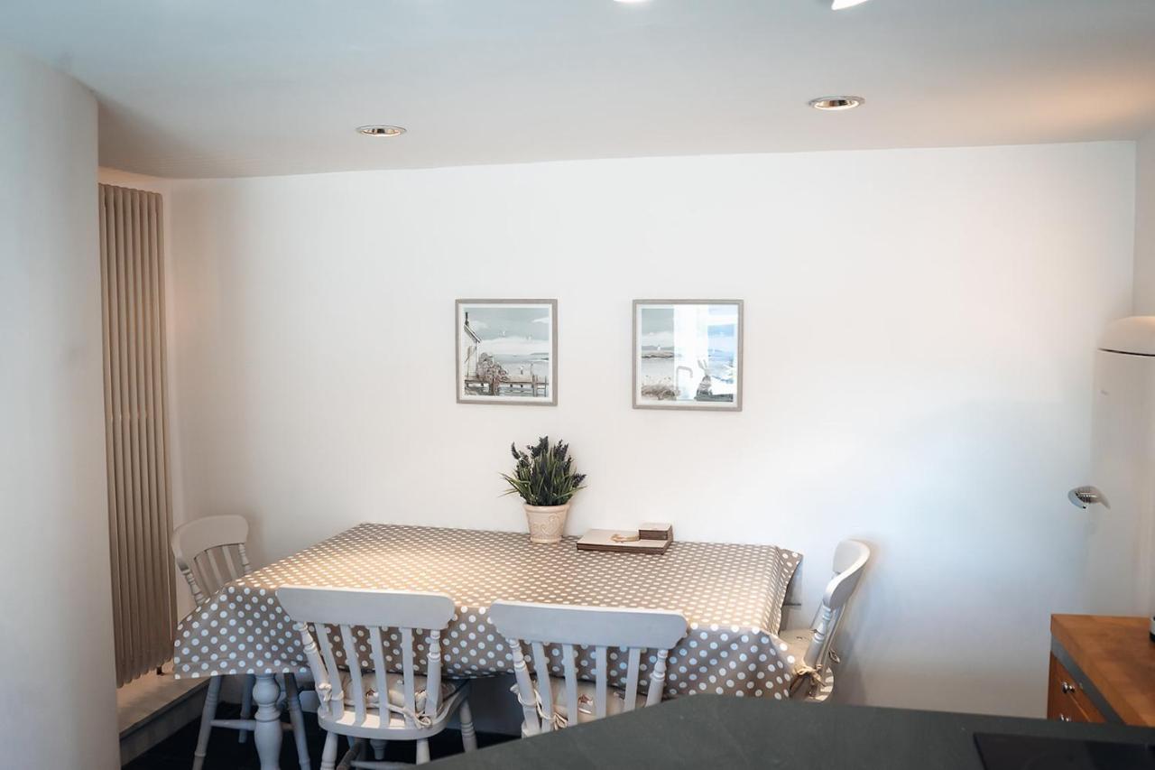 Unique 2 Bedroom Cottage in Fittie  Aberdeen Extérieur photo